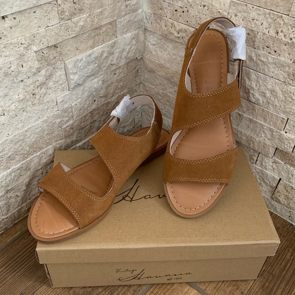 🌸Vintage Havana Adriana Suede Sandals🌸